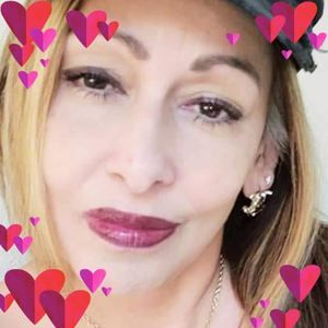 Meet your Posher, Ceci castro